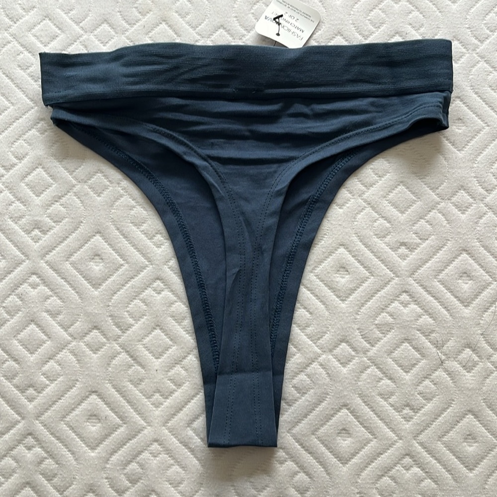 XS size - Picture 4 of 5